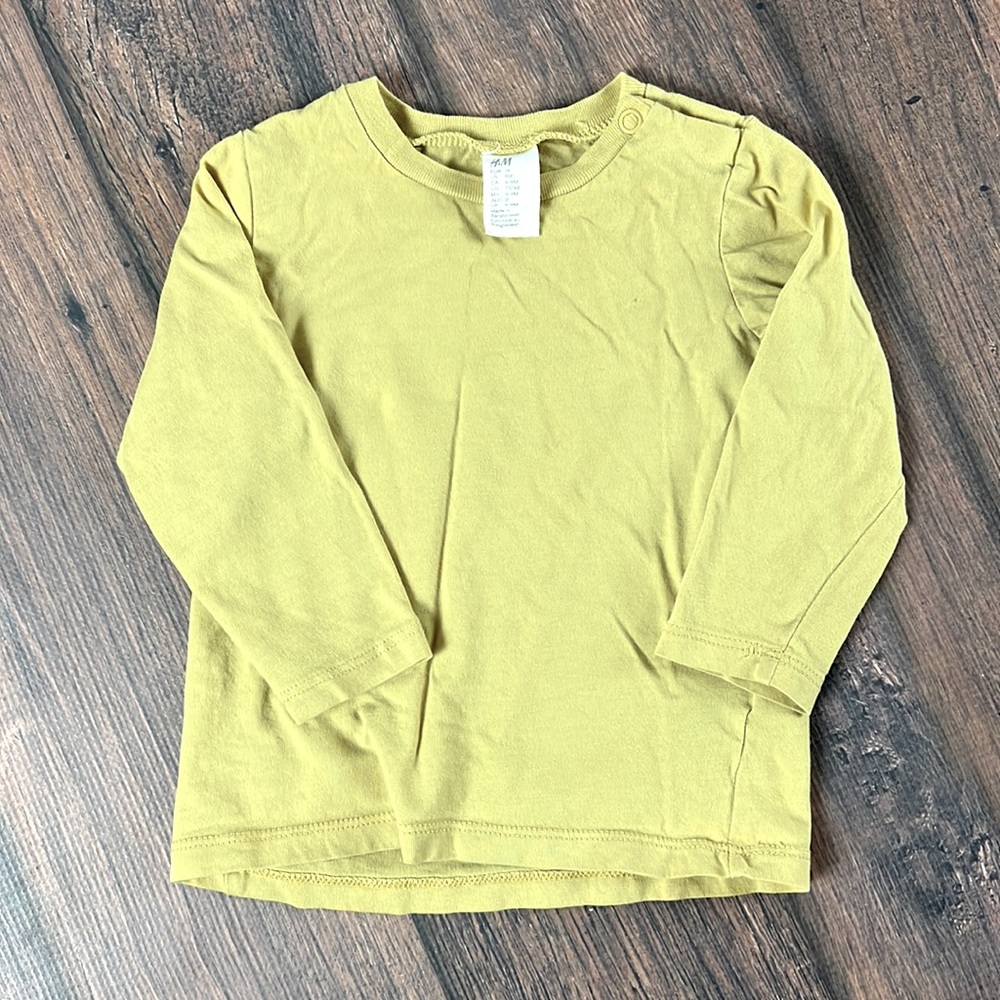 H&M long sleeve T-shirt mustard yellow 6-9 months